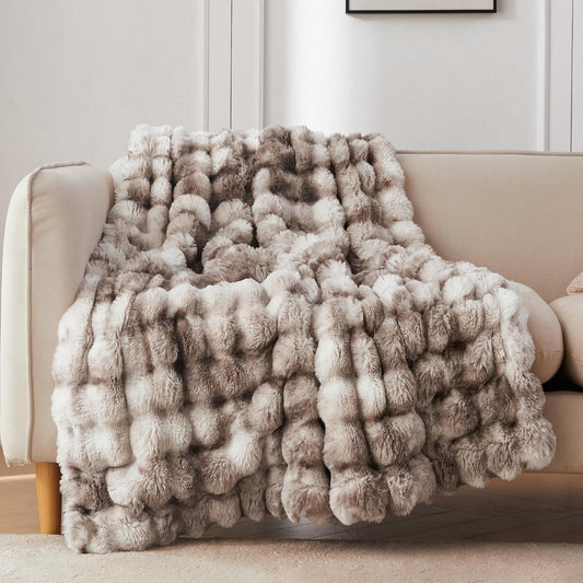 🐰 Cozy Rabbit Plush Throw Blanket – Soft Flannel Fleece Blanket for Bed, Sofa & Kids' Room 🧸✨ ```
